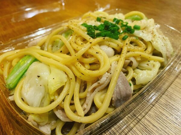 豚焼きそば（塩）